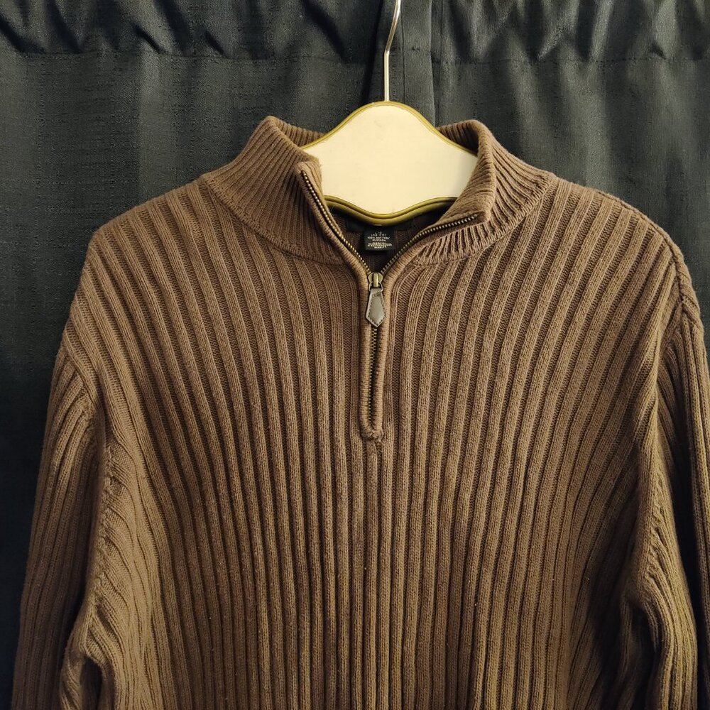 Covington men 1/4 zip sweater size large
